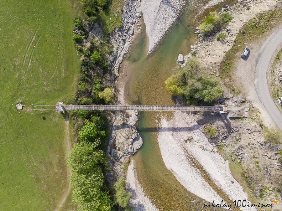 висящите мостове на река Боровица