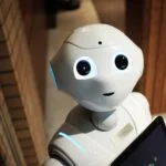 Как роботите трансформират хотелиерската индустрия